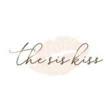Accessories at Www.thesiskiss.com
